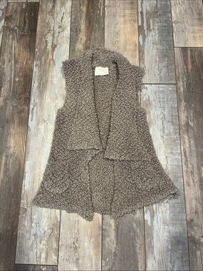 altar’d stateTextured Sherpa Open-Front Vest in Taupe